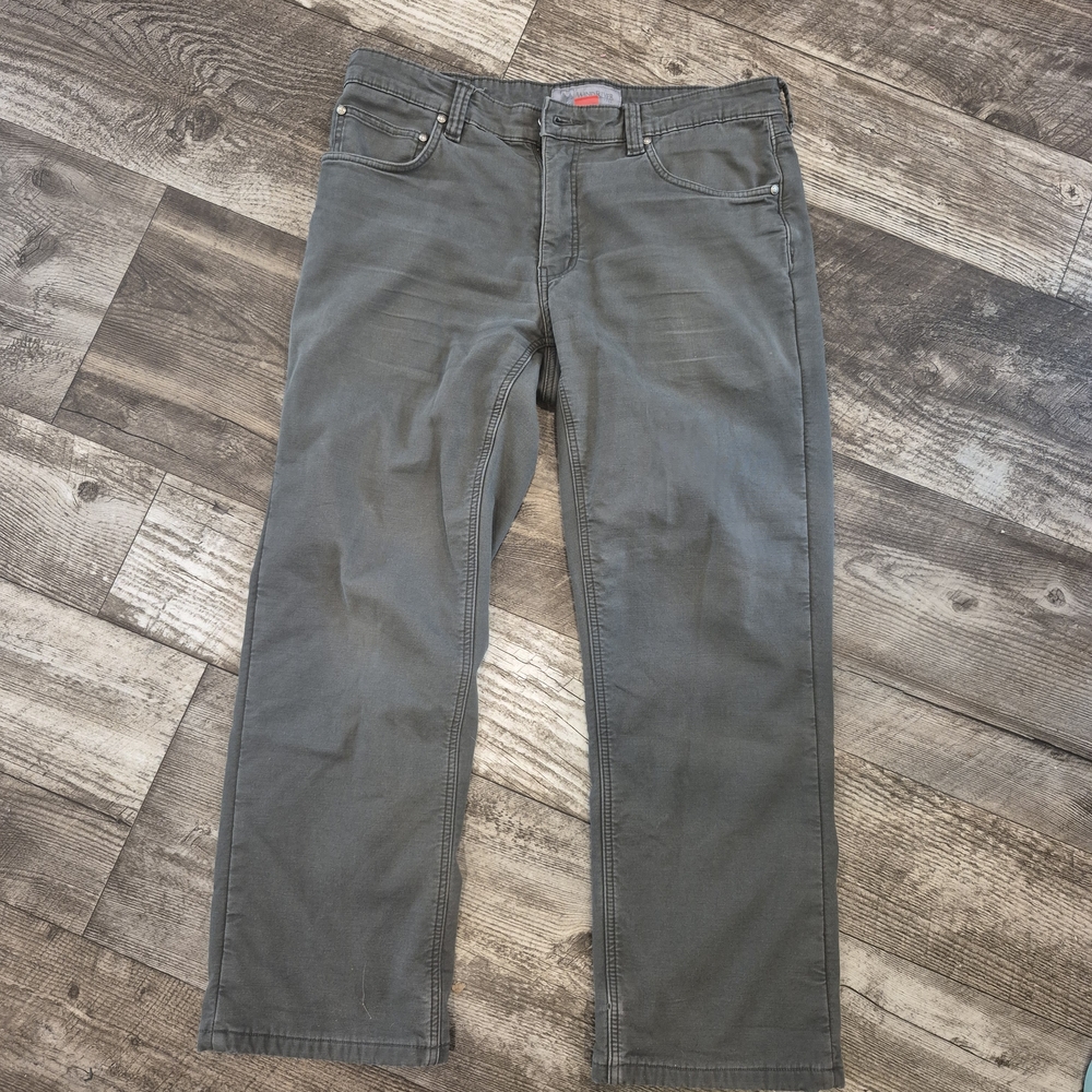 Classic Men's Charcoal Jeans